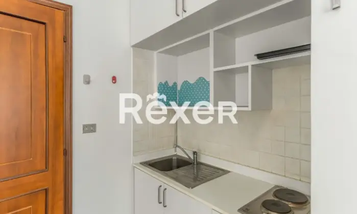Rexer-GENOVA-Ottimo-investimento-immobiliare-in-un-palazzo-nel-pieno-centro-di-Genova-Cucina