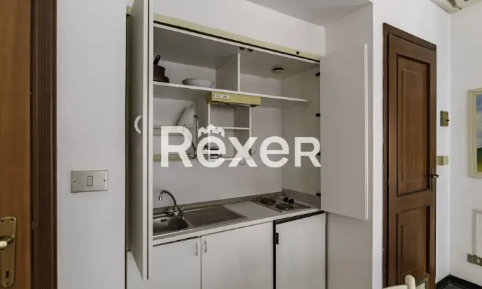 Rexer-GENOVA-Ottimo-investimento-immobiliare-in-un-palazzo-nel-pieno-centro-di-Genova-Cucina