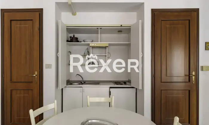Rexer-GENOVA-Ottimo-investimento-immobiliare-in-un-palazzo-nel-pieno-centro-di-Genova-Cucina