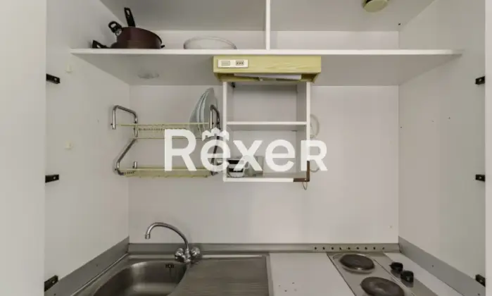 Rexer-GENOVA-Ottimo-investimento-immobiliare-in-un-palazzo-nel-pieno-centro-di-Genova-Cucina