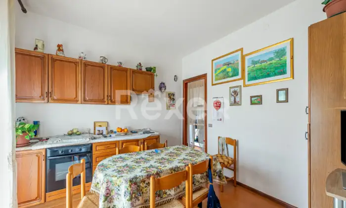 Rexer-Castelnuovo-Bocca-dAdda-Casa-indipendente-con-due-appartamenti-e-cortile-Altro