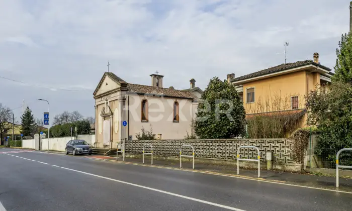 Rexer-Castelnuovo-Bocca-dAdda-Casa-indipendente-con-due-appartamenti-e-cortile-Altro