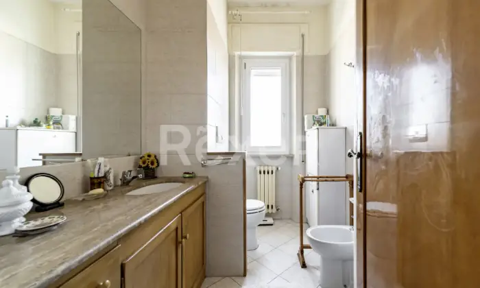 Rexer-SAN-BENEDETTO-DEL-TRONTO-Appartamento-di-ampia-metratura-con-vista-mare-in-zona-centrale-Altro