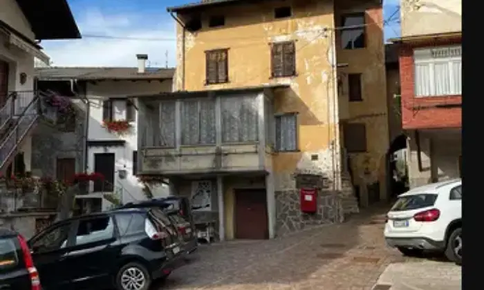 Rexer-Segonzano-Casa-da-ristrutturare-cielo-terra-Altro