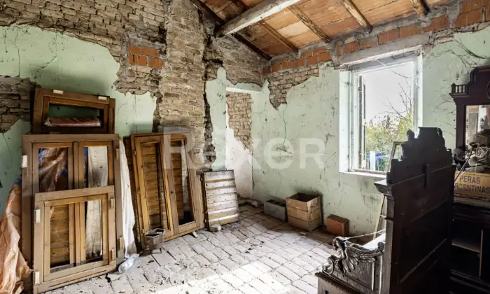 Rexer-Colorno-Casa-indipendente-su-due-piani-Altro