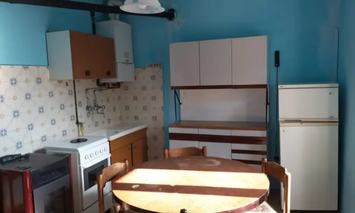 Rexer-Talegggio-Palazzina-situata-in-Via-Duca-dAosta-Taleggio-Altro