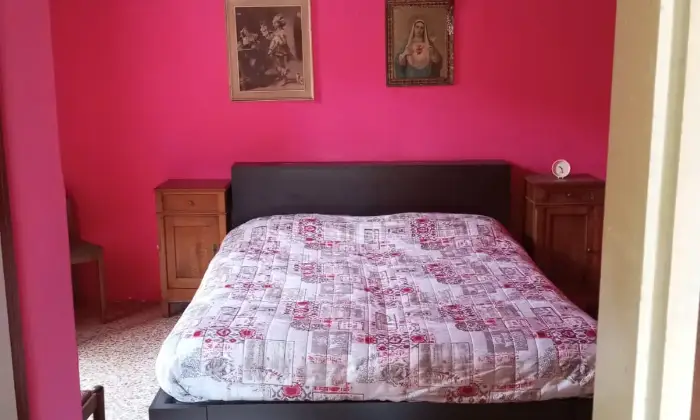 Rexer-Talegggio-Palazzina-situata-in-Via-Duca-dAosta-Taleggio-Altro