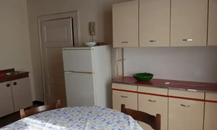 Rexer-Talegggio-Palazzina-situata-in-Via-Duca-dAosta-Taleggio-Altro