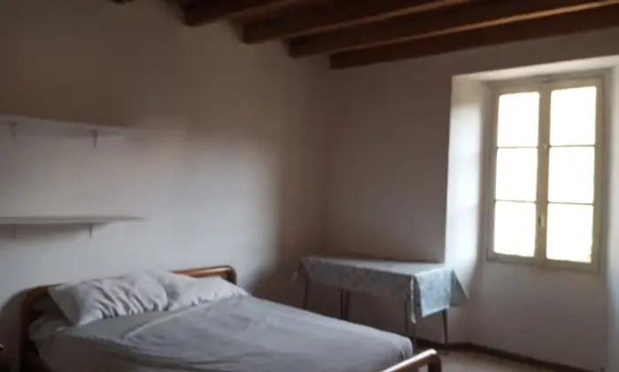 Rexer-Talegggio-Palazzina-situata-in-Via-Duca-dAosta-Taleggio-Altro