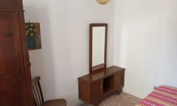 Rexer-Talegggio-Palazzina-situata-in-Via-Duca-dAosta-Taleggio-Altro