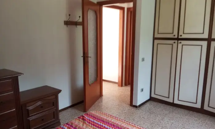 Rexer-Talegggio-Palazzina-situata-in-Via-Duca-dAosta-Taleggio-Altro