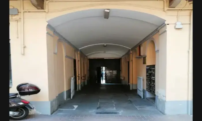 Rexer-Torino-VENDO-LOCALE-COMMERCIALE-MQ-TRASORMABILE-IN-LOFT-Altro