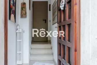 Rexer-CARNATE-Dimora-storica-divisa-in-due-unit-immobiliari-indipendenti-di-e-mq-con-giardino-e-box-auto-Altro