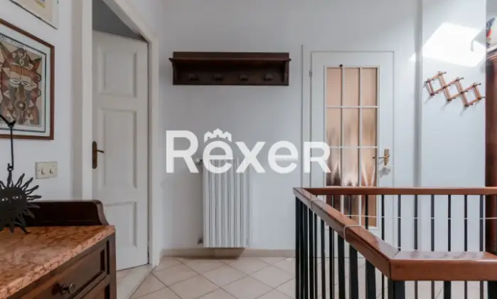 Rexer-CARNATE-Dimora-storica-divisa-in-due-unit-immobiliari-indipendenti-di-e-mq-con-giardino-e-box-auto-Altro