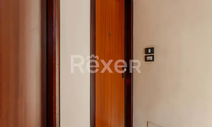 Rexer-TORINO-Appartamento-su-due-livelli-ristrutturato-Altro