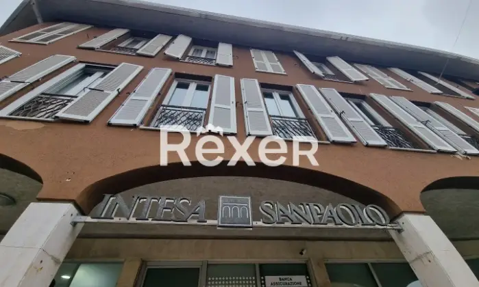 Rexer-CANEGRATE-Ex-filiale-bancaria-ai-piani-terra-e-interrato-Terrazzo