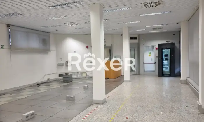 Rexer-CANEGRATE-Ex-filiale-bancaria-ai-piani-terra-e-interrato-Altro