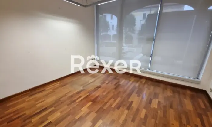 Rexer-CANEGRATE-Ex-filiale-bancaria-ai-piani-terra-e-interrato-Altro