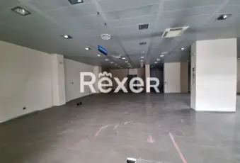 Rexer-CORSICO-Ex-filiale-bancaria-al-primo-piano-terra-e-interrato-Altro