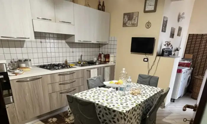 Rexer-Sarno-APPARTAMENTO-USO-INVESTIMENTO-CON-INQUILINO-DENTRO-Cucina