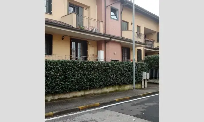 Rexer-Bellinzago-Lombardo-Appartamento-in-Vicolo-Broletto-Bellinzago-Lombardo-Facciata