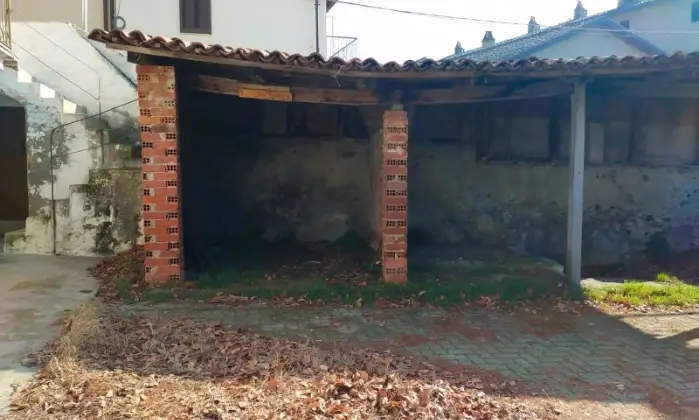 Rexer-Vestign-Fabbricato-di-mq-in-centro-storico-con-giardino-e-terreno-Altro
