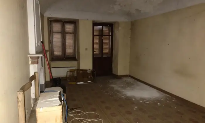 Rexer-Vestign-Fabbricato-di-mq-in-centro-storico-con-giardino-e-terreno-Altro