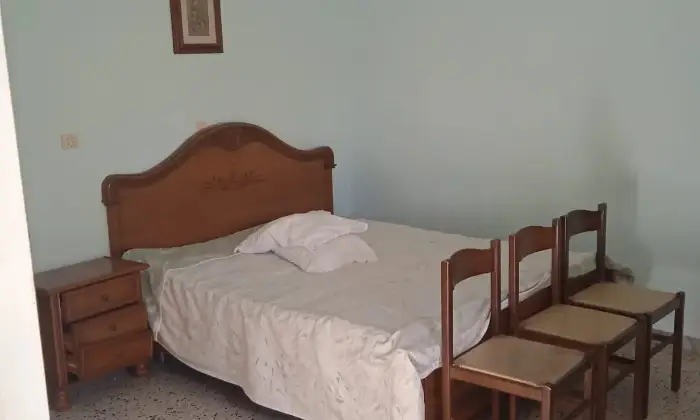 Rexer-Avigliano-Intero-stabile-in-vendita-in-via-Rinaldi-ad-Avigliano-Altro