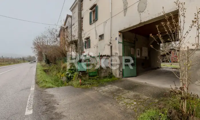 Rexer-Volpeglino-Ex-Cascina-in-buono-stato-con-Ampio-Terreno-e-Deposito-Attrezzi-a-Volpeglino-Altro
