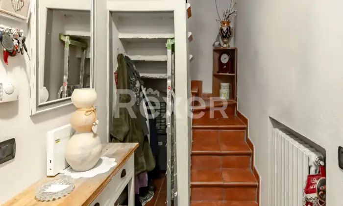 Rexer-Stradella-Casa-semiindipendente-ristrutturata-a-pochi-passi-dal-centro-Altro