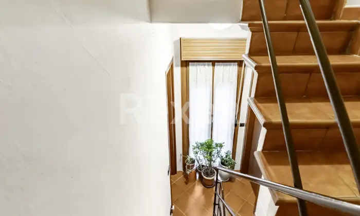 Rexer-Stradella-Casa-semiindipendente-ristrutturata-a-pochi-passi-dal-centro-Altro