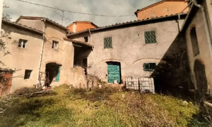 Rexer-Pistoia-Casa-colonica-in-via-di-Lupicciano-Localit-Cignano-a-Pistoia-Altro