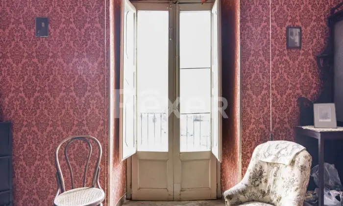 Rexer-Chiusa-Sclafani-Casa-indipendente-con-giardino-Altro