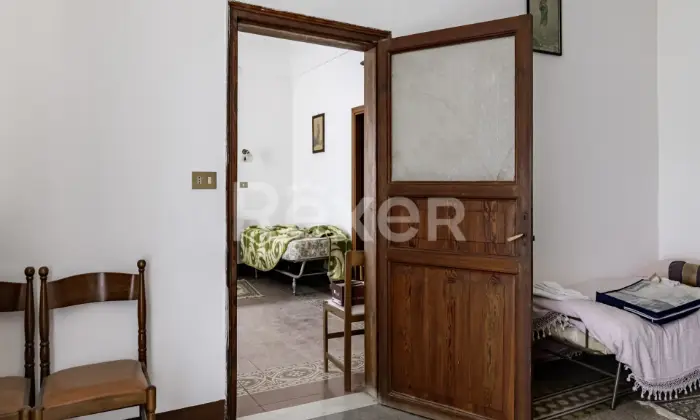 Rexer-Chiusa-Sclafani-Casa-indipendente-con-giardino-Altro