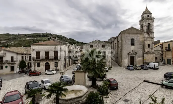Rexer-Chiusa-Sclafani-Casa-indipendente-con-giardino-Altro