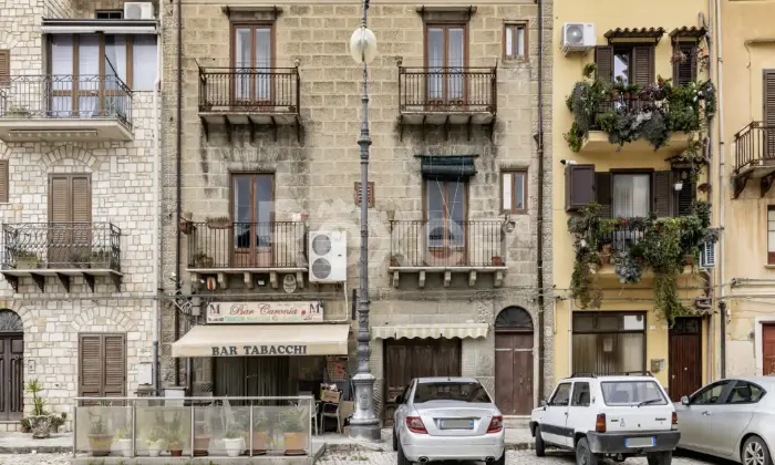 Rexer-Chiusa-Sclafani-Casa-indipendente-con-giardino-Altro