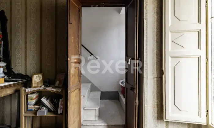 Rexer-Chiusa-Sclafani-Casa-indipendente-con-giardino-Altro