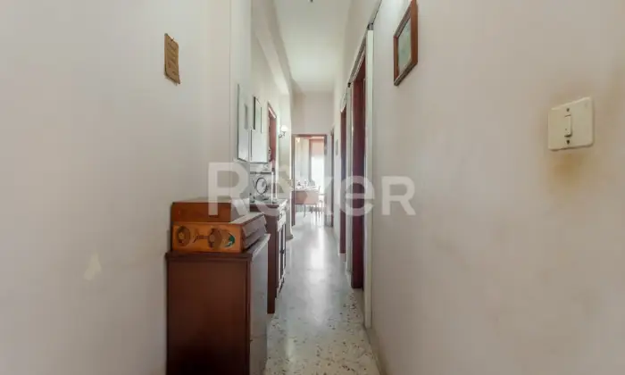 Rexer-MARSALA-Ampio-appartamento-al-centro-con-posto-auto-Altro