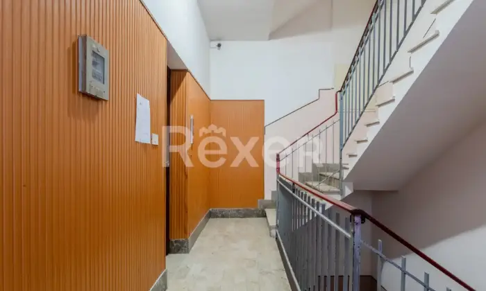 Rexer-MARSALA-Ampio-appartamento-al-centro-con-posto-auto-Altro