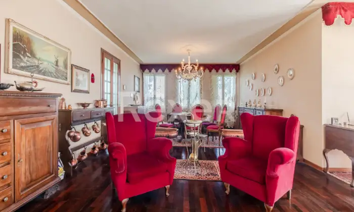Rexer-ASOLO-Villa-unifamiliare-indipendente-con-porticato-e-ampio-terreno-Altro