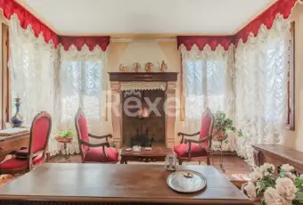 Rexer-ASOLO-Villa-unifamiliare-indipendente-con-porticato-e-ampio-terreno-Altro