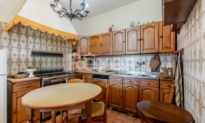 Rexer-ASOLO-Villa-unifamiliare-indipendente-con-porticato-e-ampio-terreno-Altro