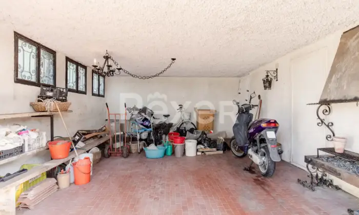 Rexer-ASOLO-Villa-unifamiliare-indipendente-con-porticato-e-ampio-terreno-Altro