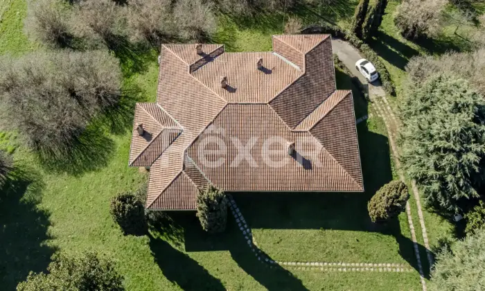 Rexer-ASOLO-Villa-unifamiliare-indipendente-con-porticato-e-ampio-terreno-Altro