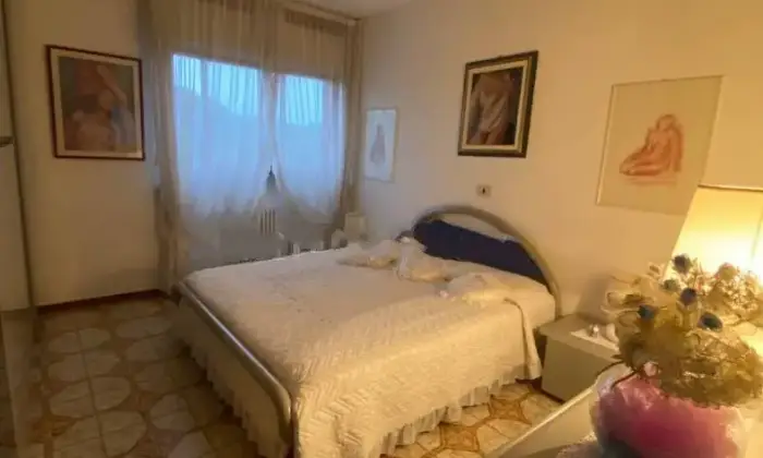 Rexer-Forl-Quadrilocale-in-vendita-in-via-Caprera-a-Forl-Altro