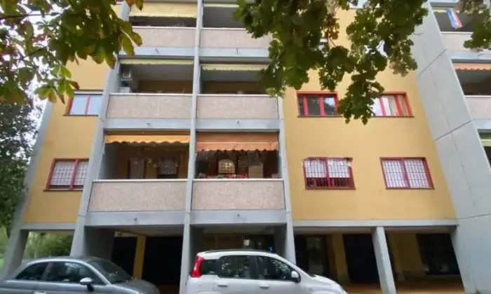 Rexer-Forl-Quadrilocale-in-vendita-in-via-Caprera-a-Forl-Altro