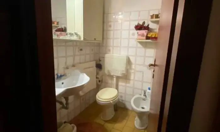 Rexer-Forl-Quadrilocale-in-vendita-in-via-Caprera-a-Forl-Altro