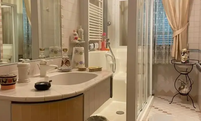 Rexer-Santa-Croce-sullArno-Bella-villa-Bagno