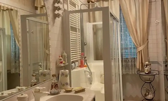 Rexer-Santa-Croce-sullArno-Bella-villa-Bagno