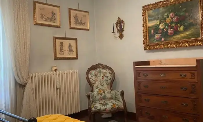 Rexer-Santa-Croce-sullArno-Bella-villa-CameraDaLetto